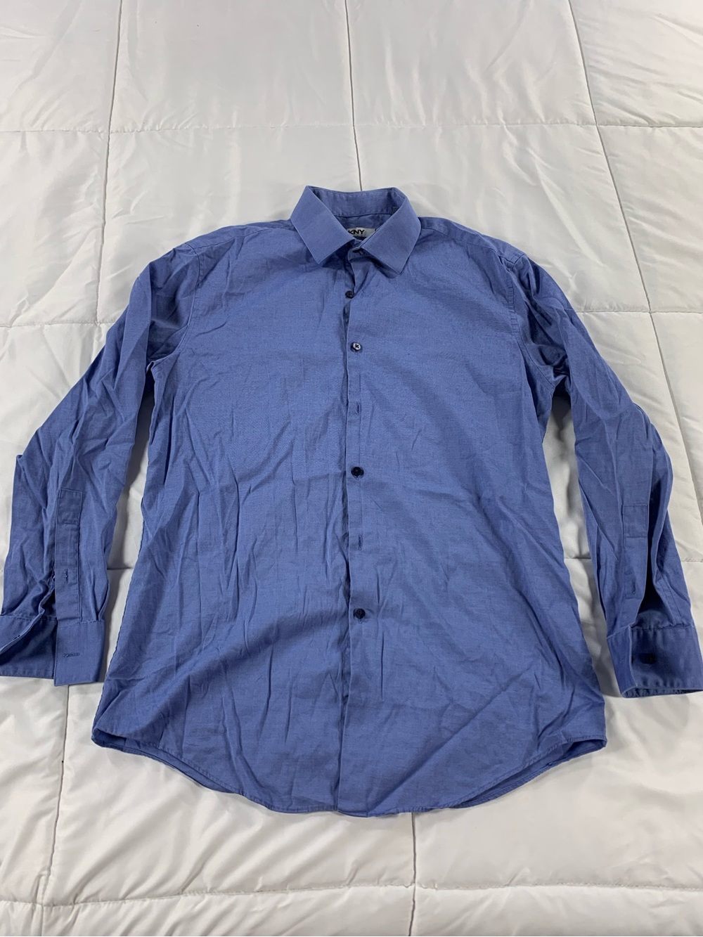 Pre loved DKNY shirt mens size 15.5